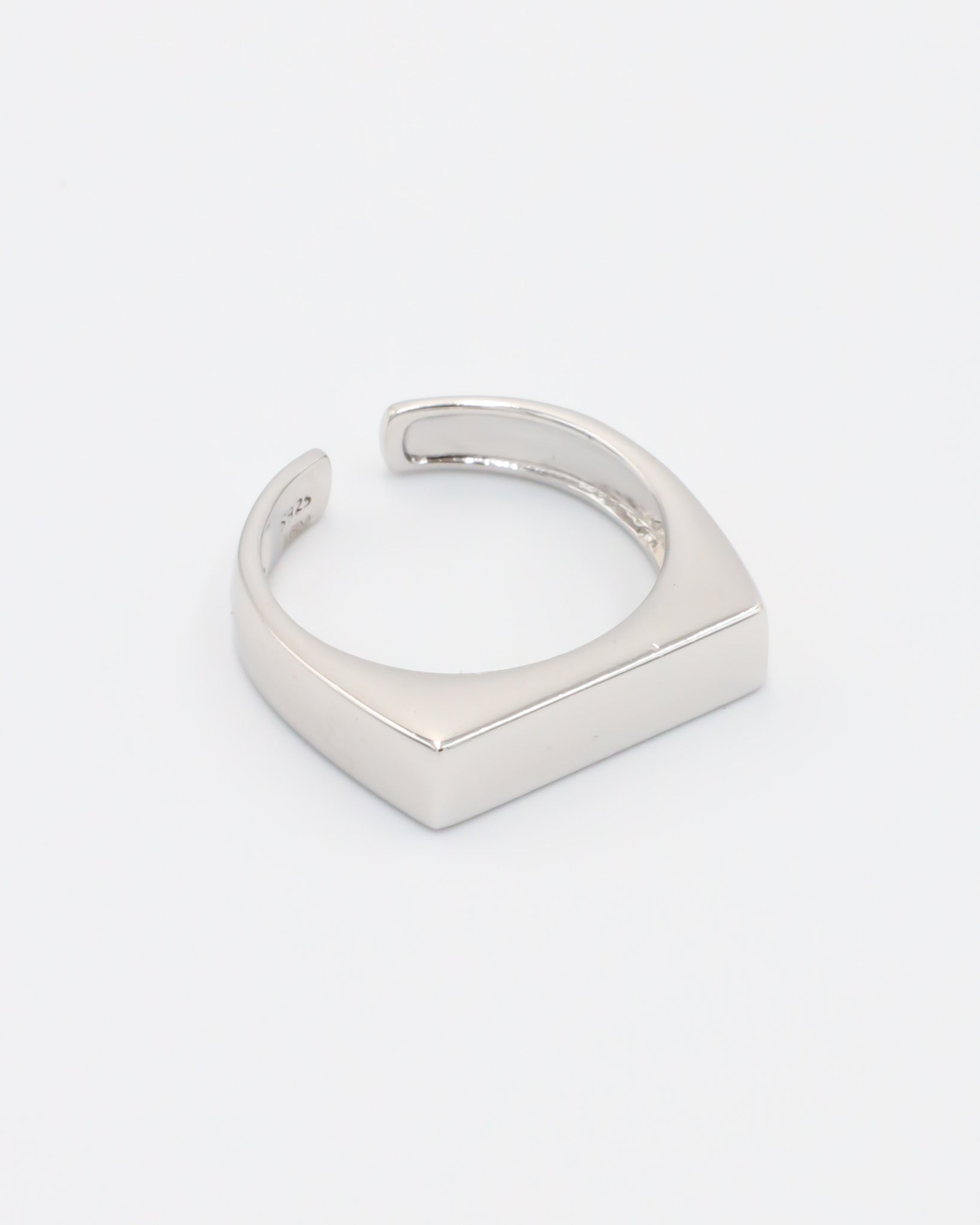 Clara Ring