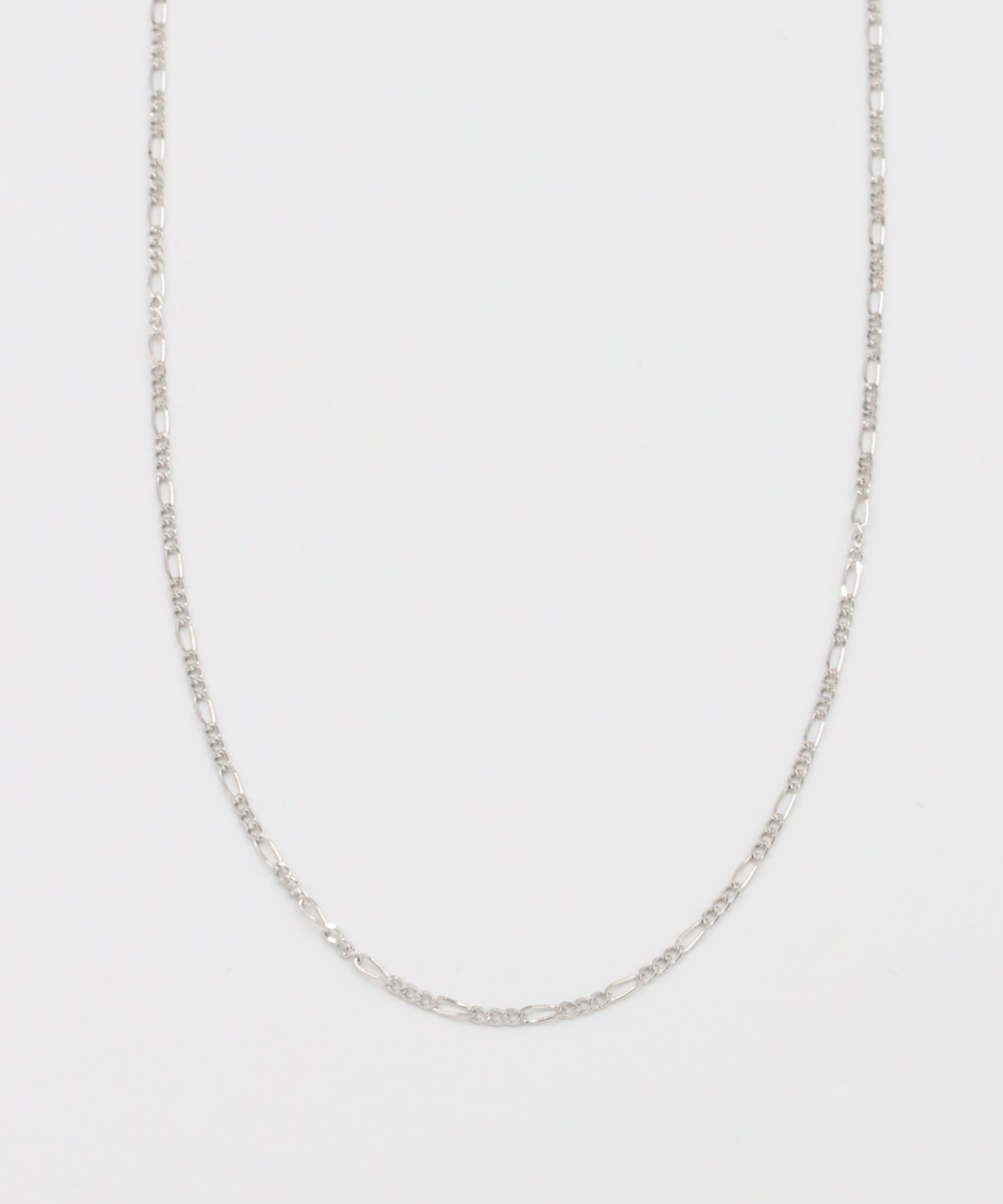 Close-up of the Annabelle necklace in sterling silver, showcasing its sleek chain design.