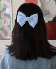 Bow Medium Blue Hairclip