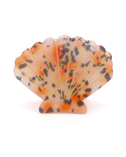 Scallop Mottled Hairclip