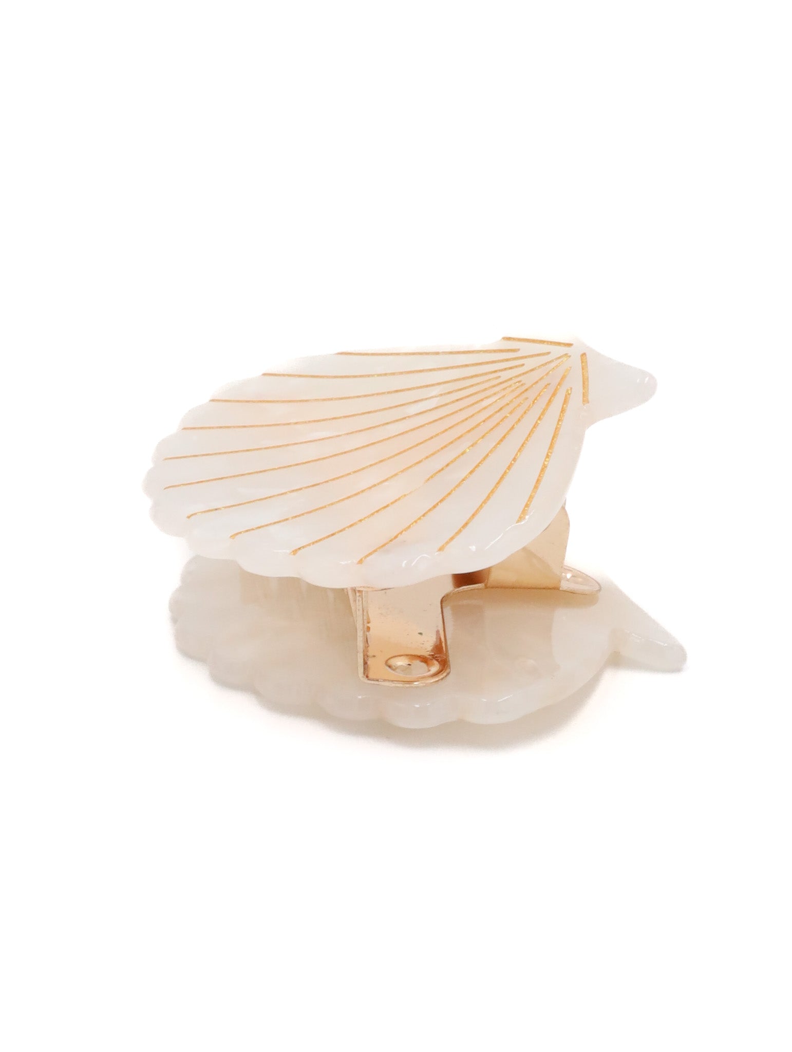 Scallop White Hairclip