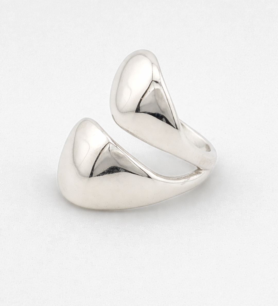 Ash_EarCuff_Silver_1.png