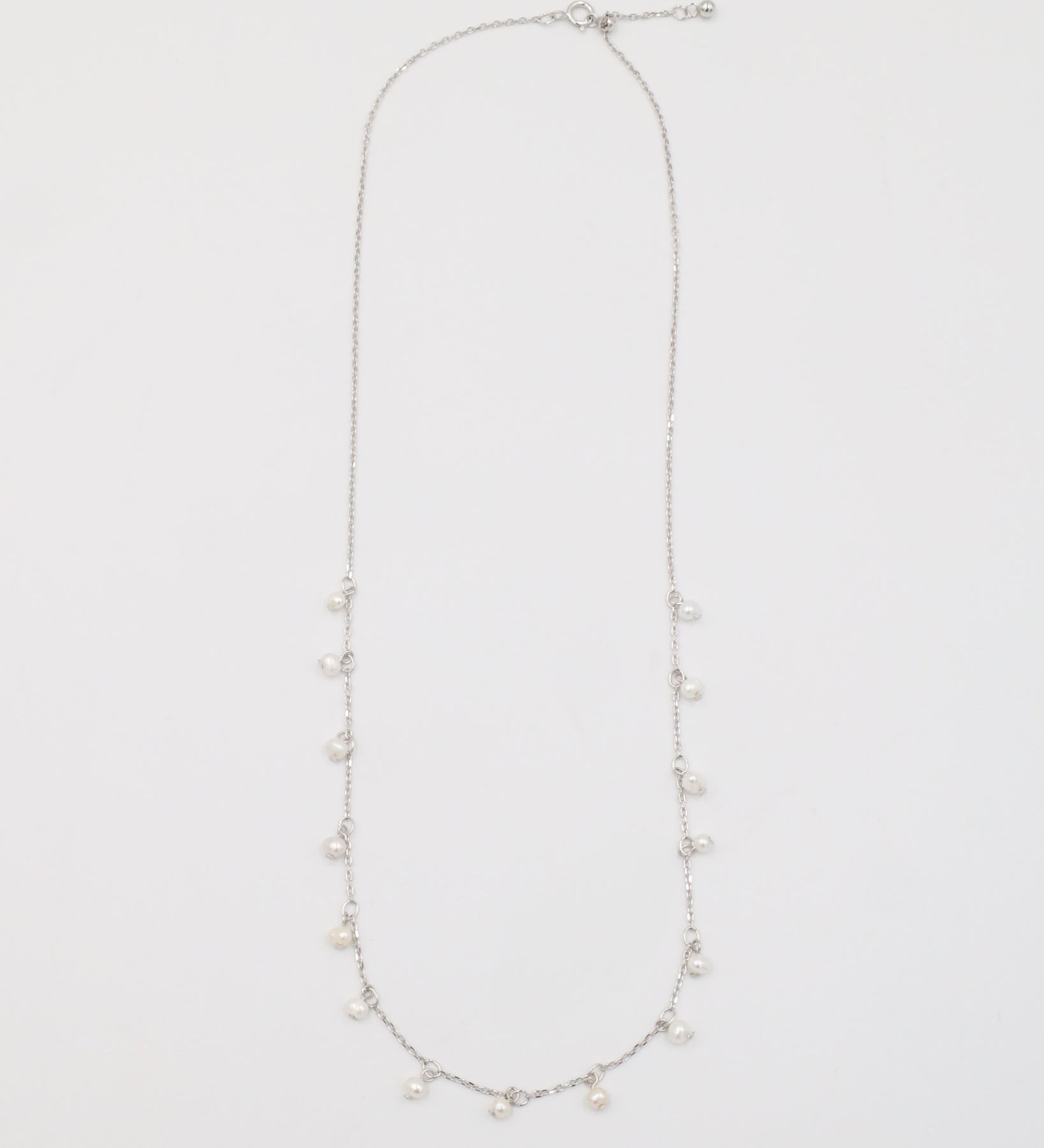 Beatrice_Necklace_Silver_Flat_2.jpg