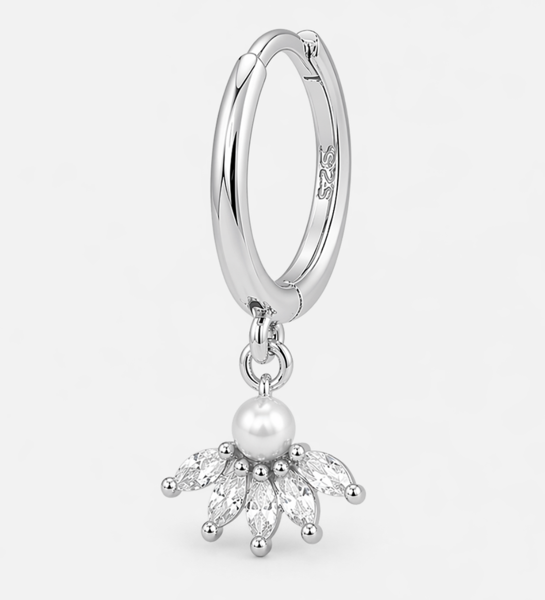 Boheme_Earring_Silver_Single_8c5d25af-b814-47a9-889d-cd78aa82a23c.png