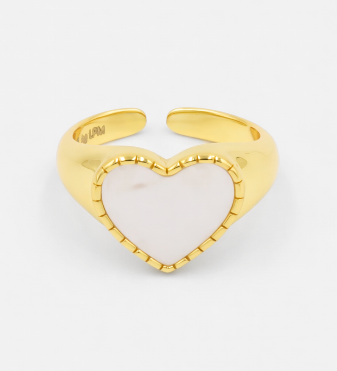 Charlotte_Ring_Gold_1.png