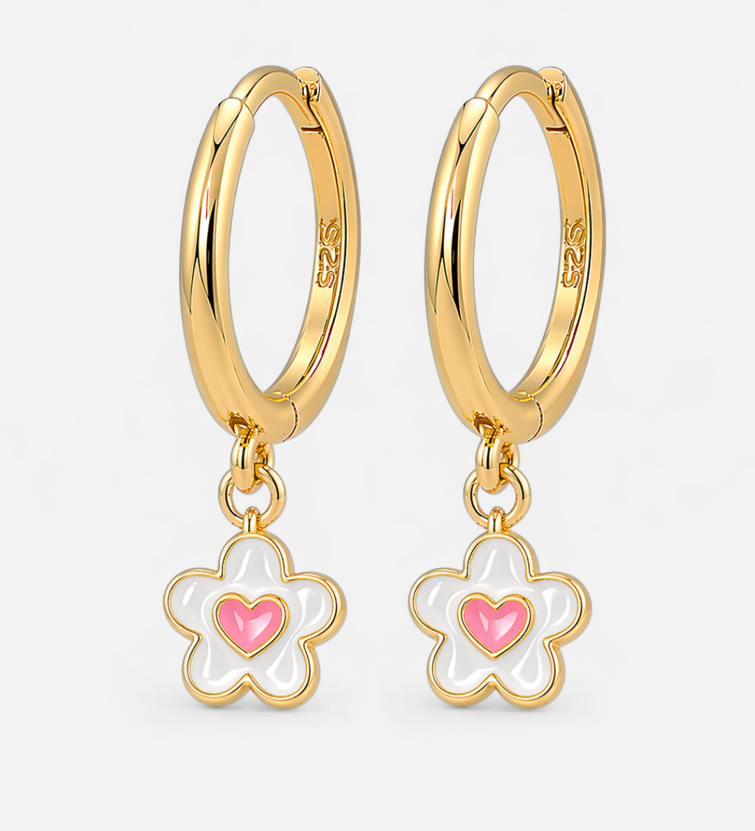 Daisy_Earring_Gold_Pair.png