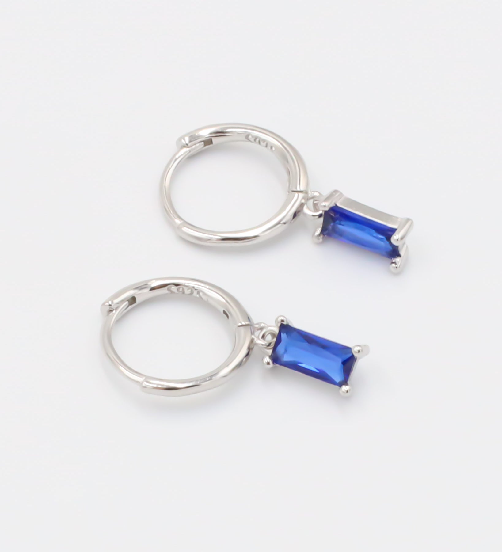 Fiona_Blue_Earrings_Silver_Pair.jpg