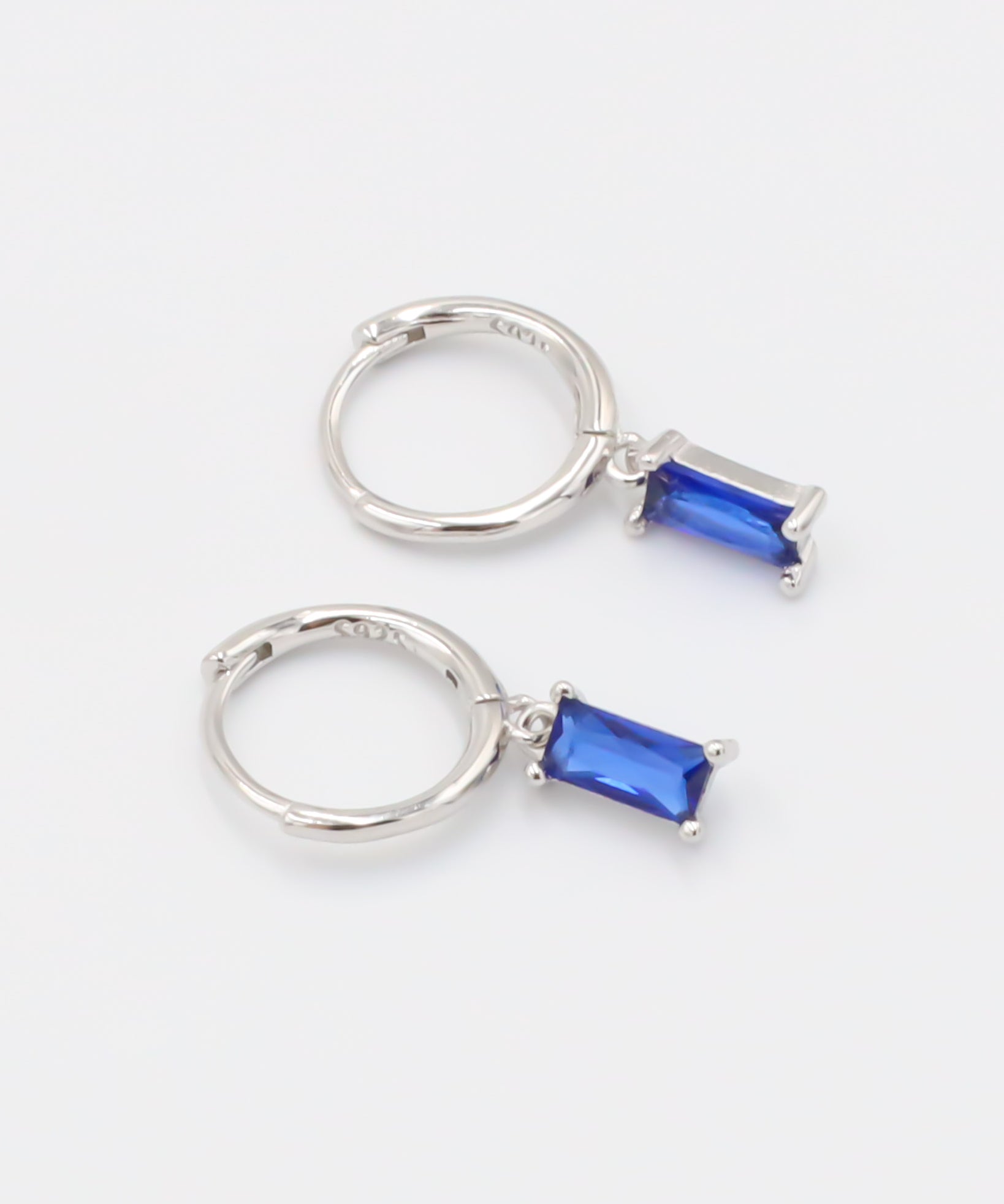 Fiona_Blue_Earrings_Silver_Pair.jpg