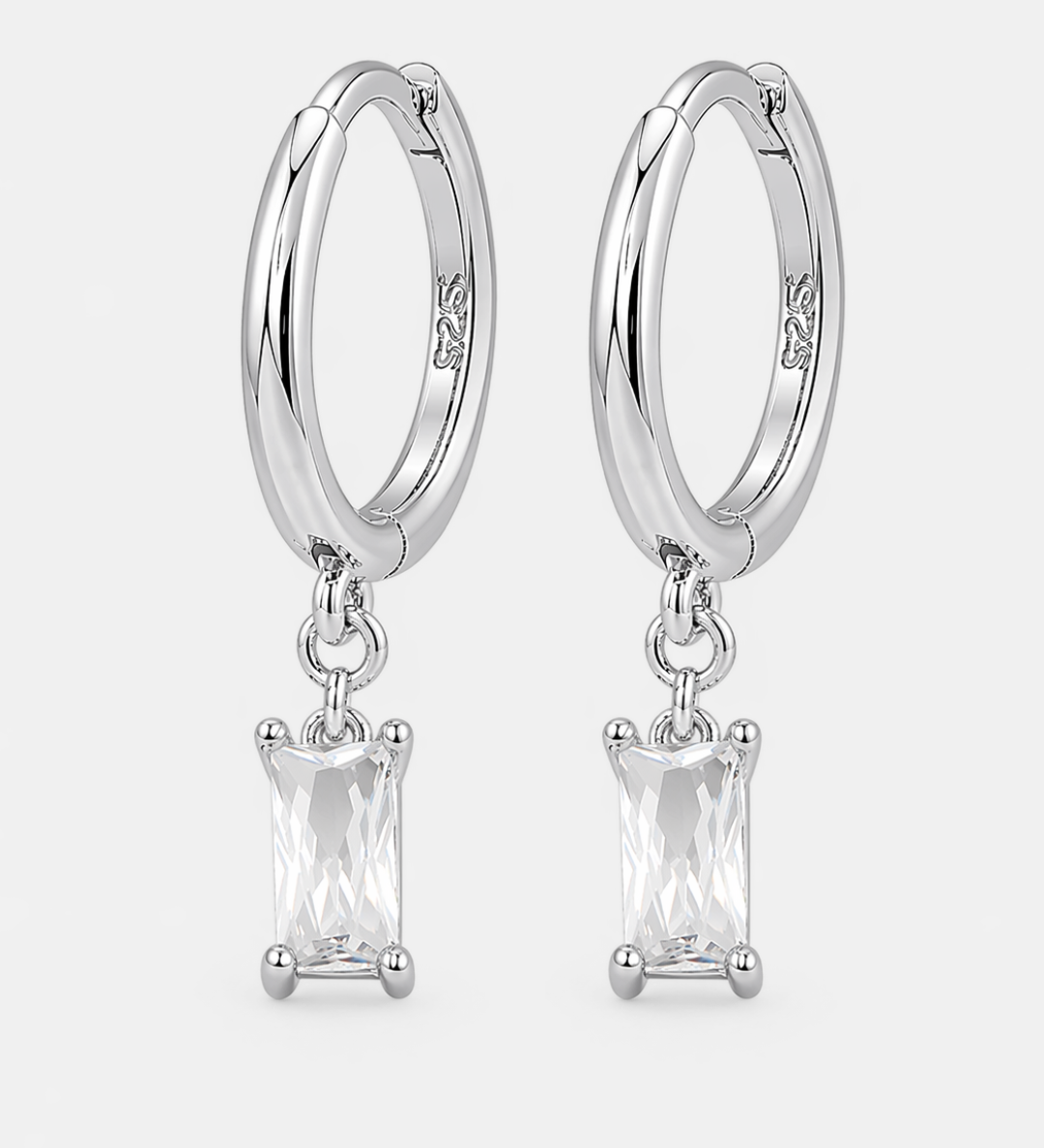 Fiona_Earring_Silver_White_Pair.png
