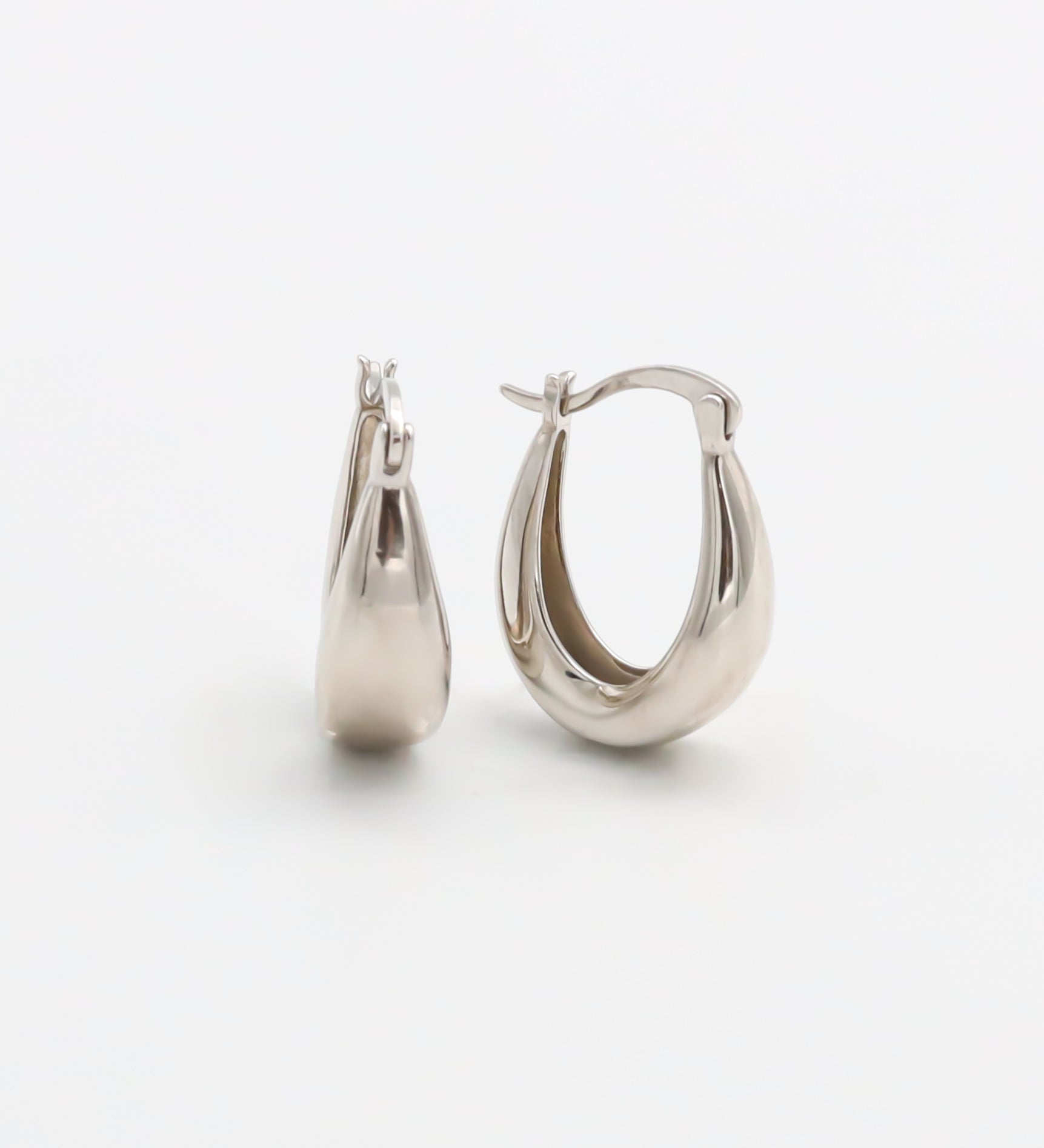 Gemma_Earrings_Silver_Pair3.jpg