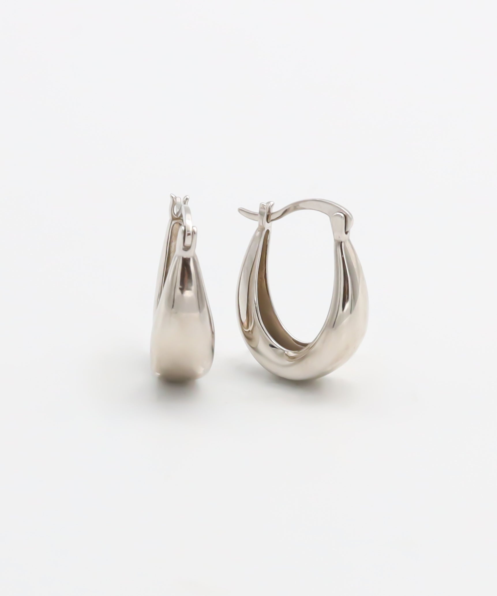Gemma_Earrings_Silver_Pair3.jpg