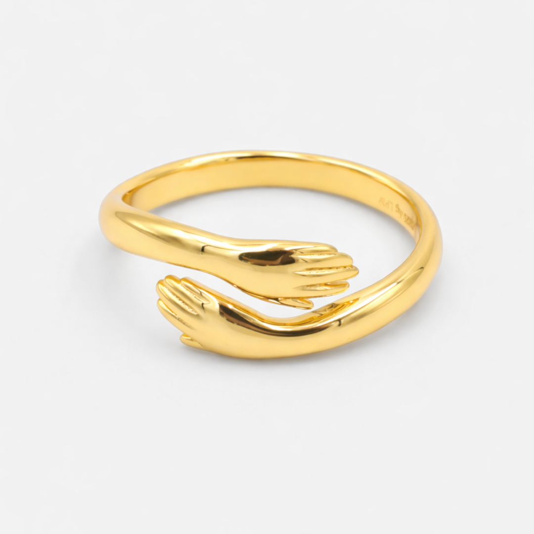 Huggie_Ring_Gold_1.png