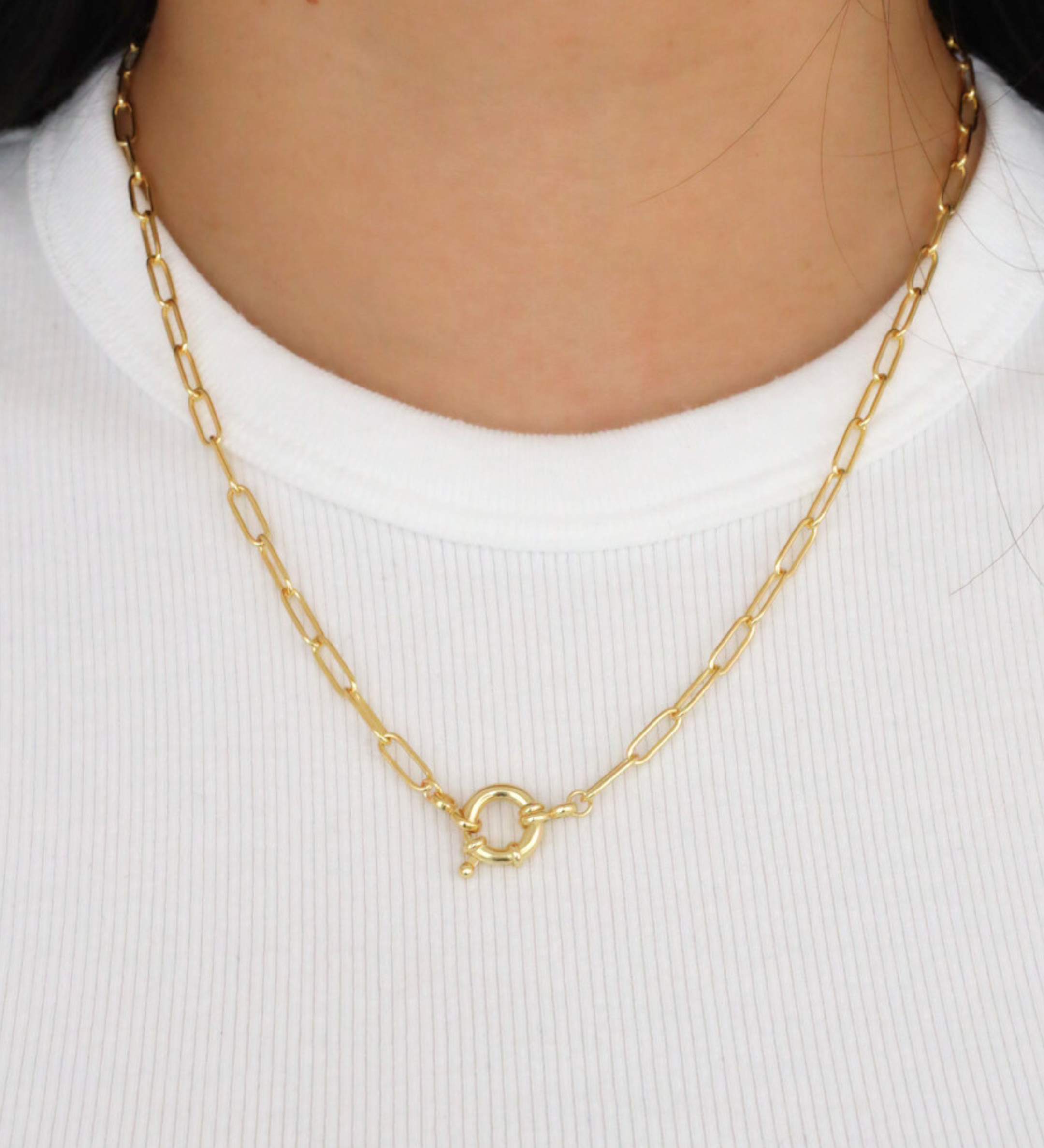 Hunter_Necklace_Gold_Worn_1.png