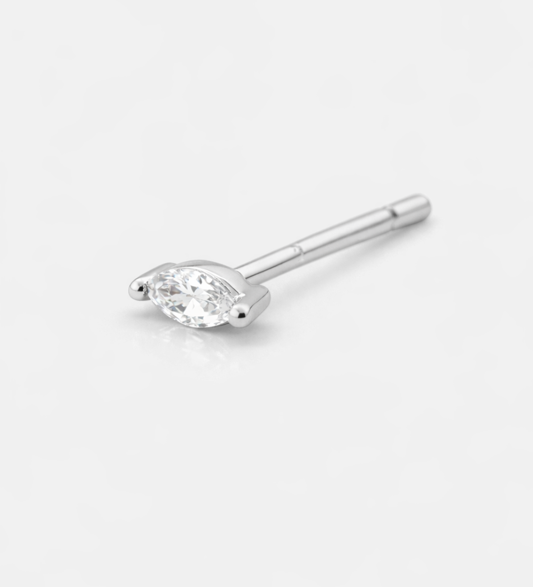 Katie_Earring_Silver_Single_731cf9b8-9876-4729-a145-e40943316e44.png