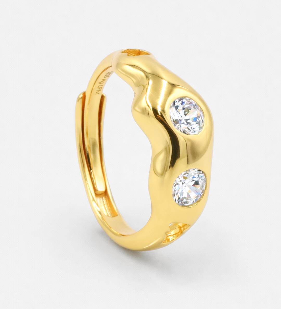 Lumi_Ring_Gold_2.png