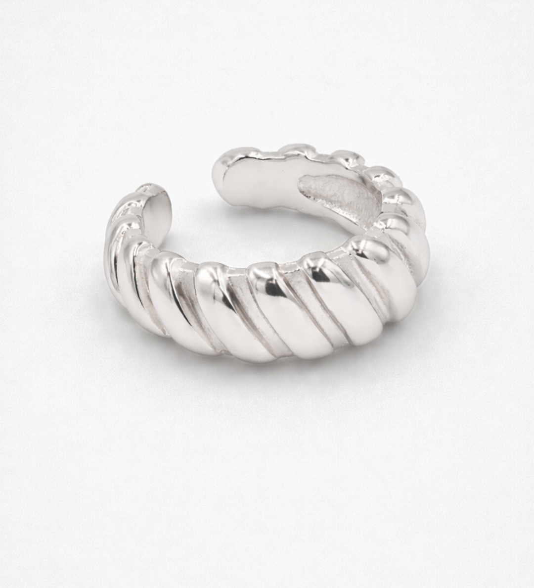 Nele_EarCuff_Silver_2.png