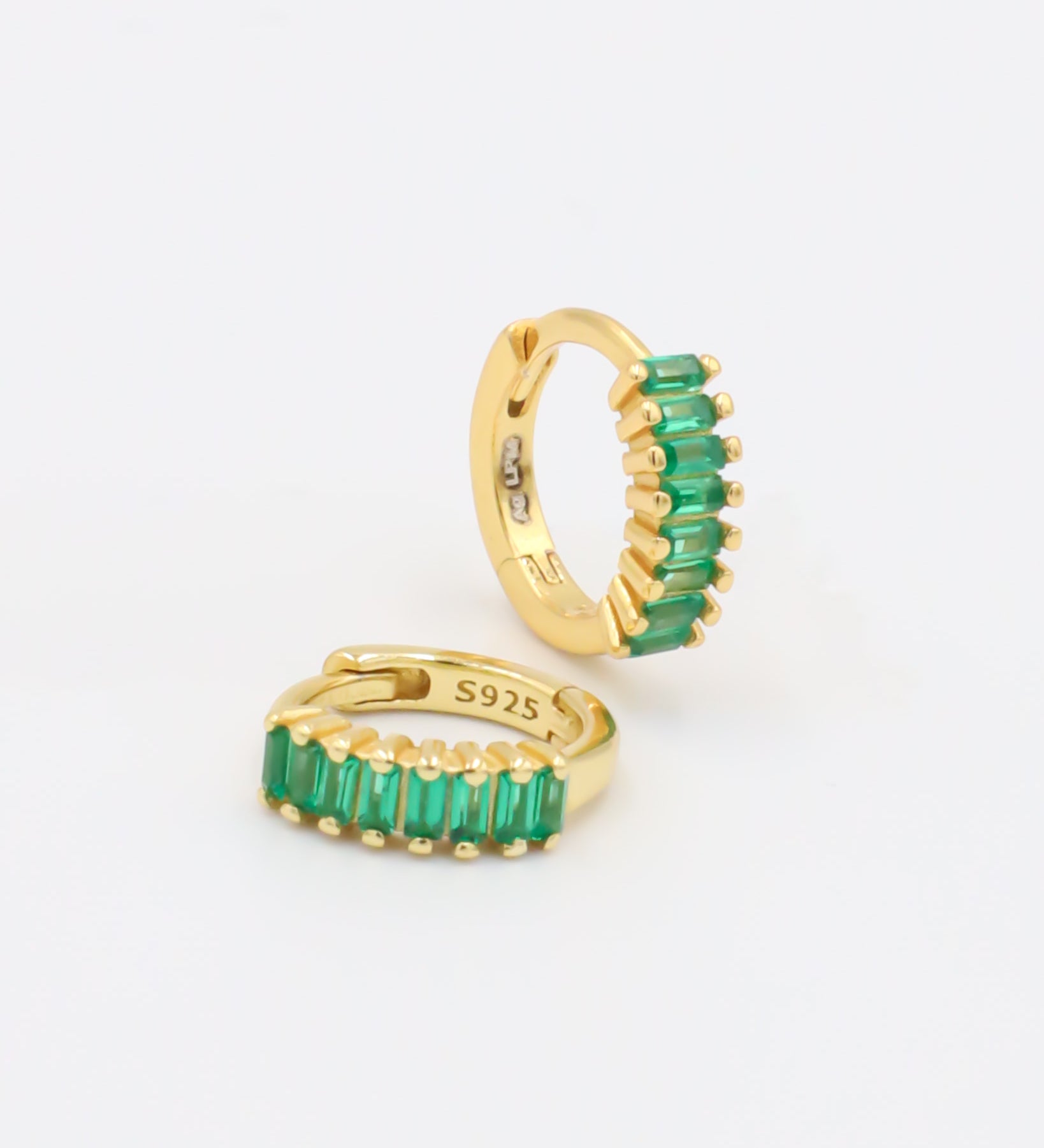 NyraGoldGreenEarring2.jpg