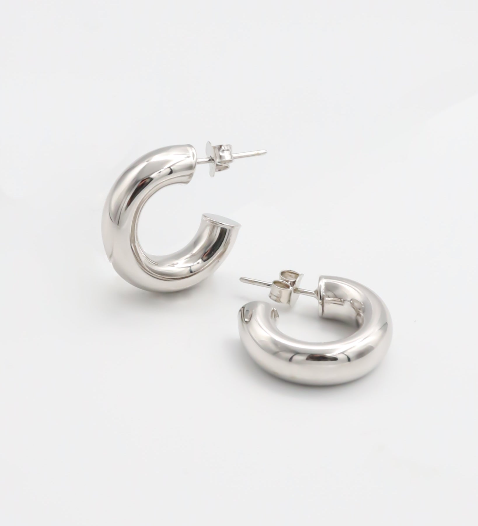 Pascale_Earrings_Silver_Pair2.jpg