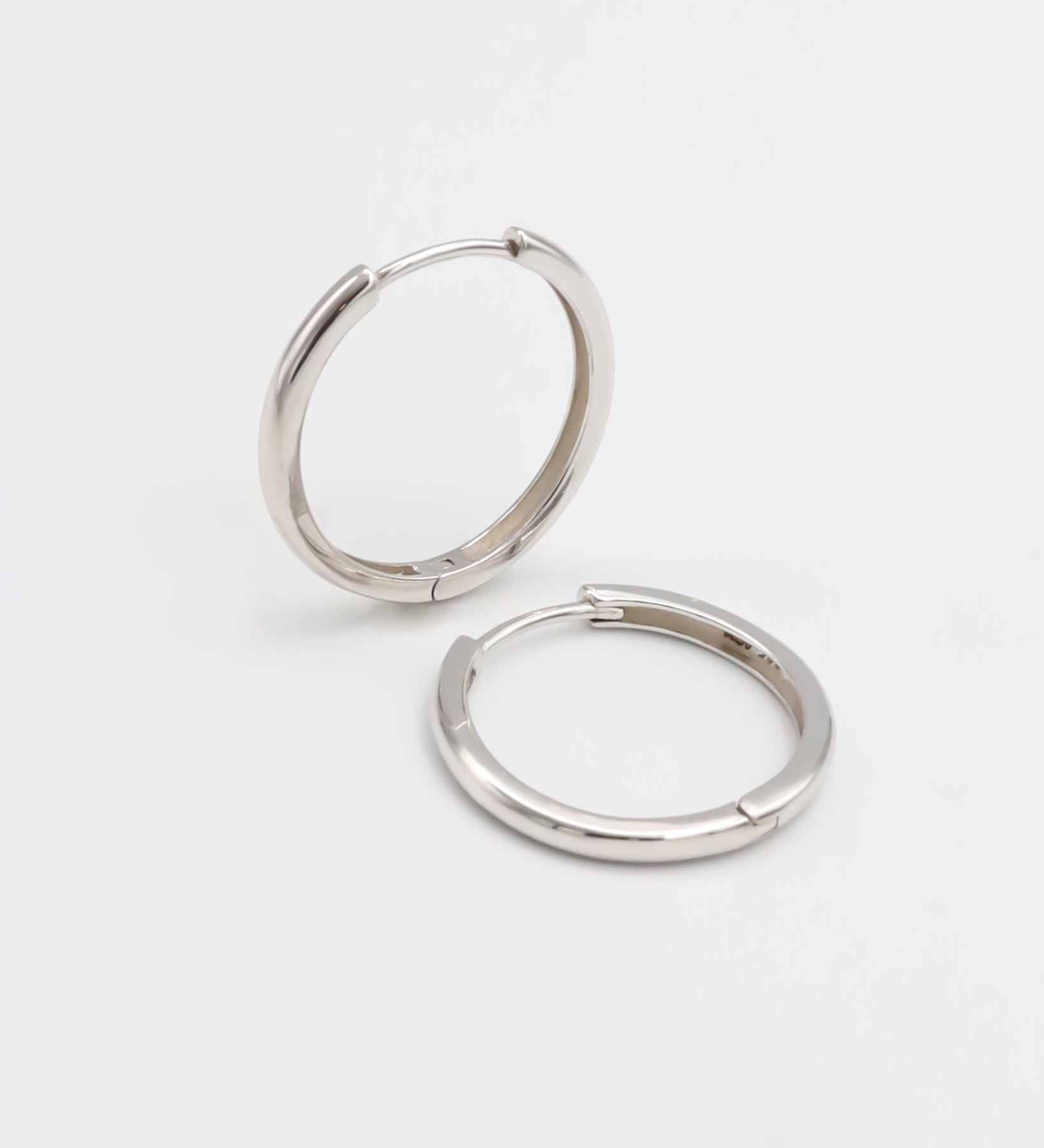 Rachel_Earrings_Silver_Big_Pair2.jpg