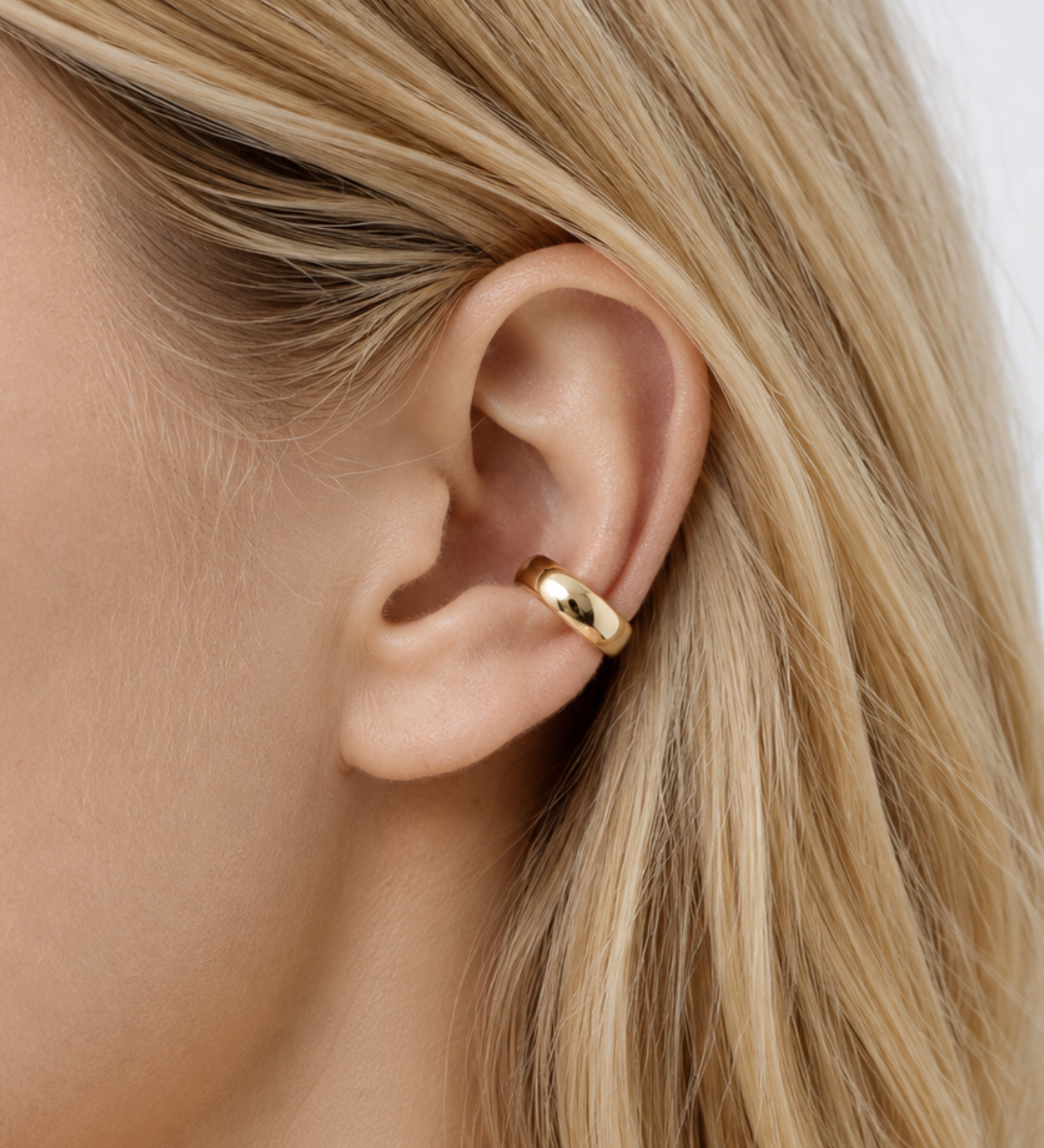 Rue_EarCuff_Worn.png