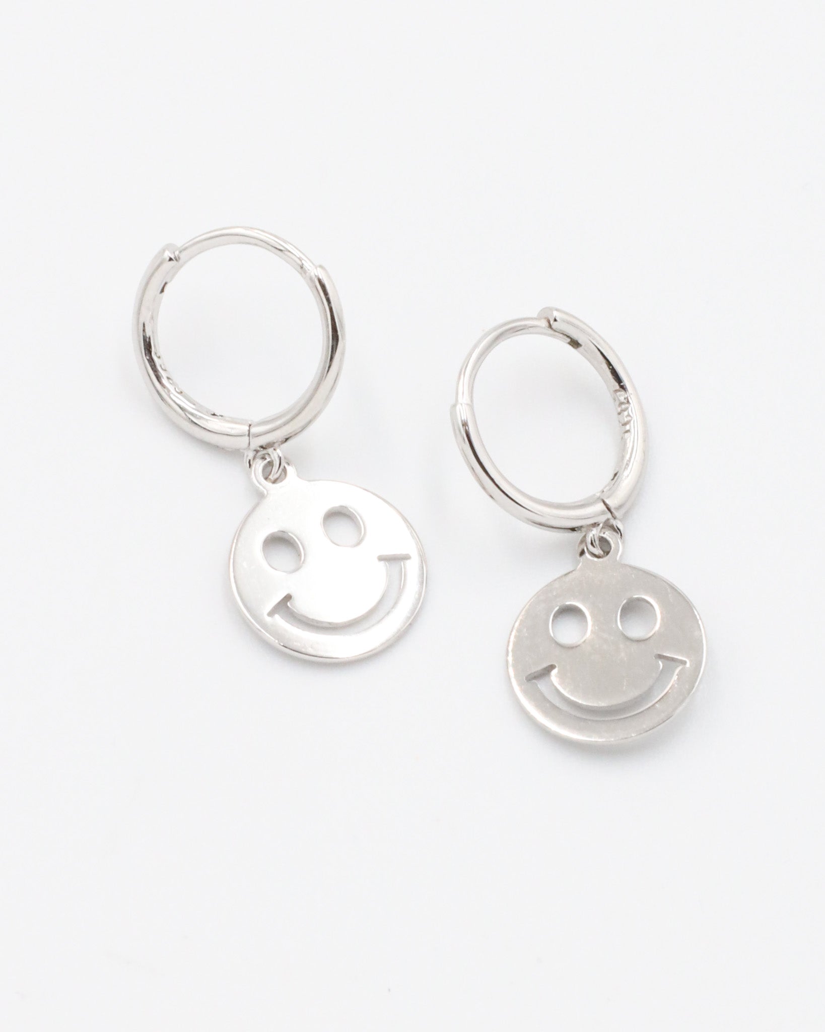 Smiley Ohrring
