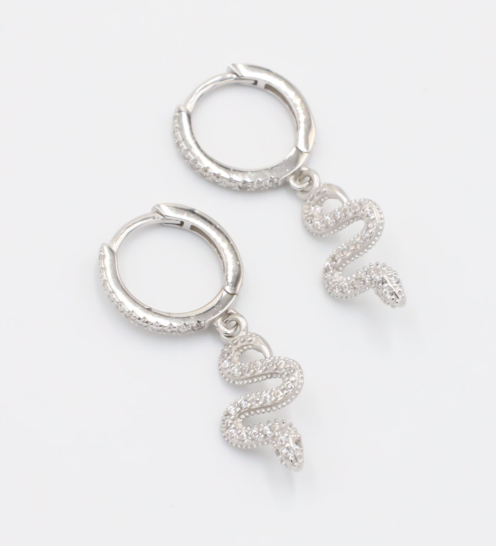 SnakeSilverEarring1.jpg