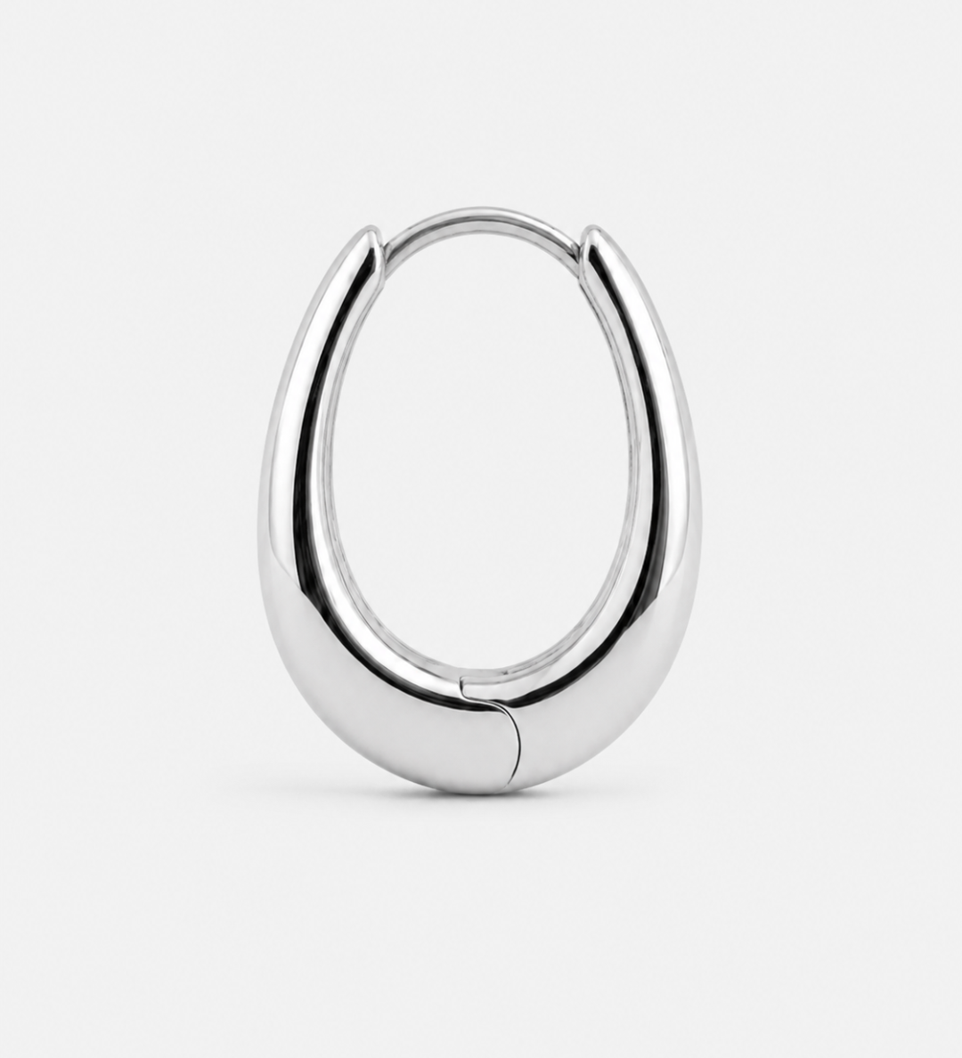 Tate_Earring_Silver_Single.png