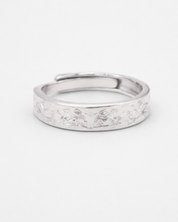 Thea Ring