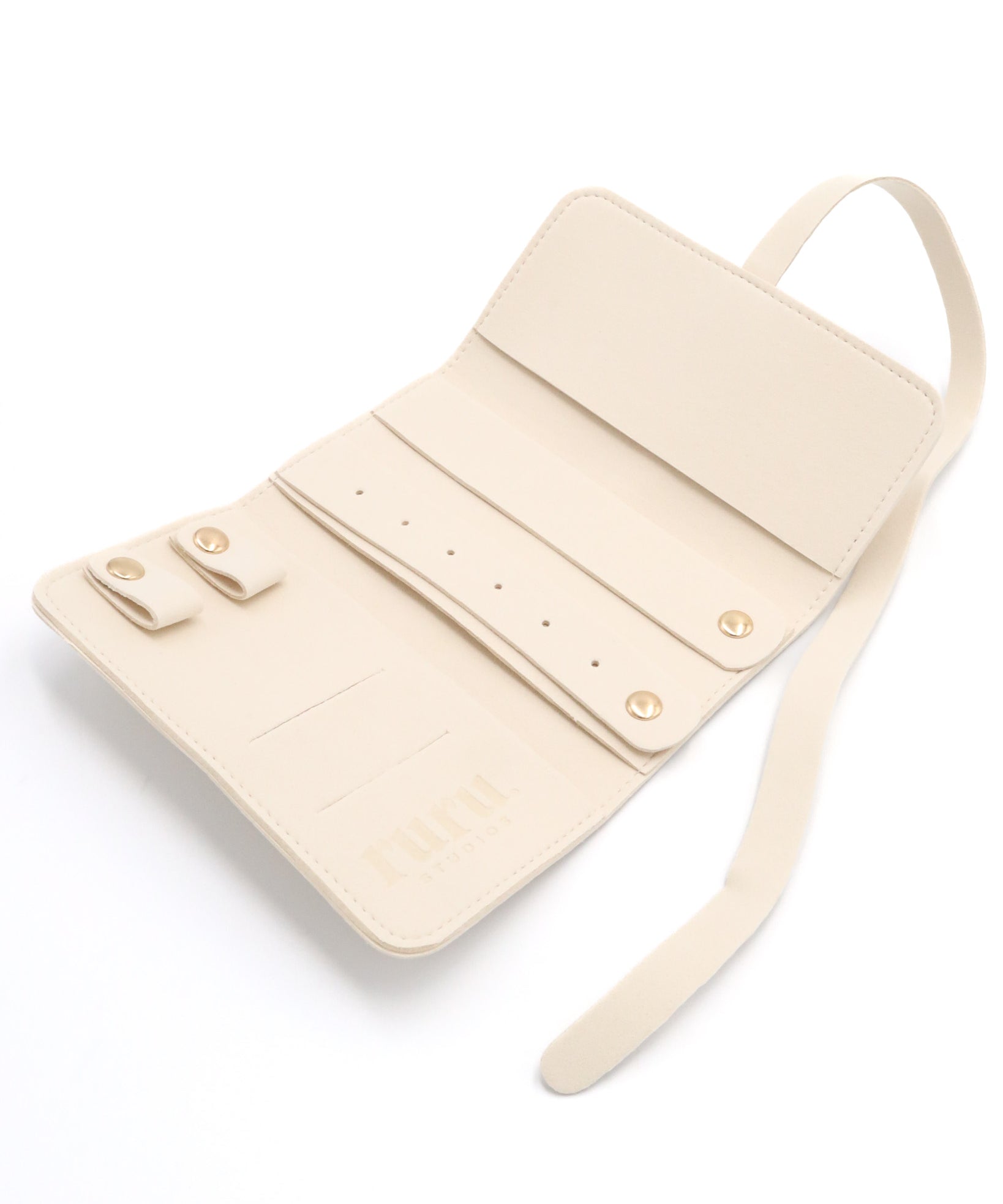 TravelCase_Medium_3.jpg