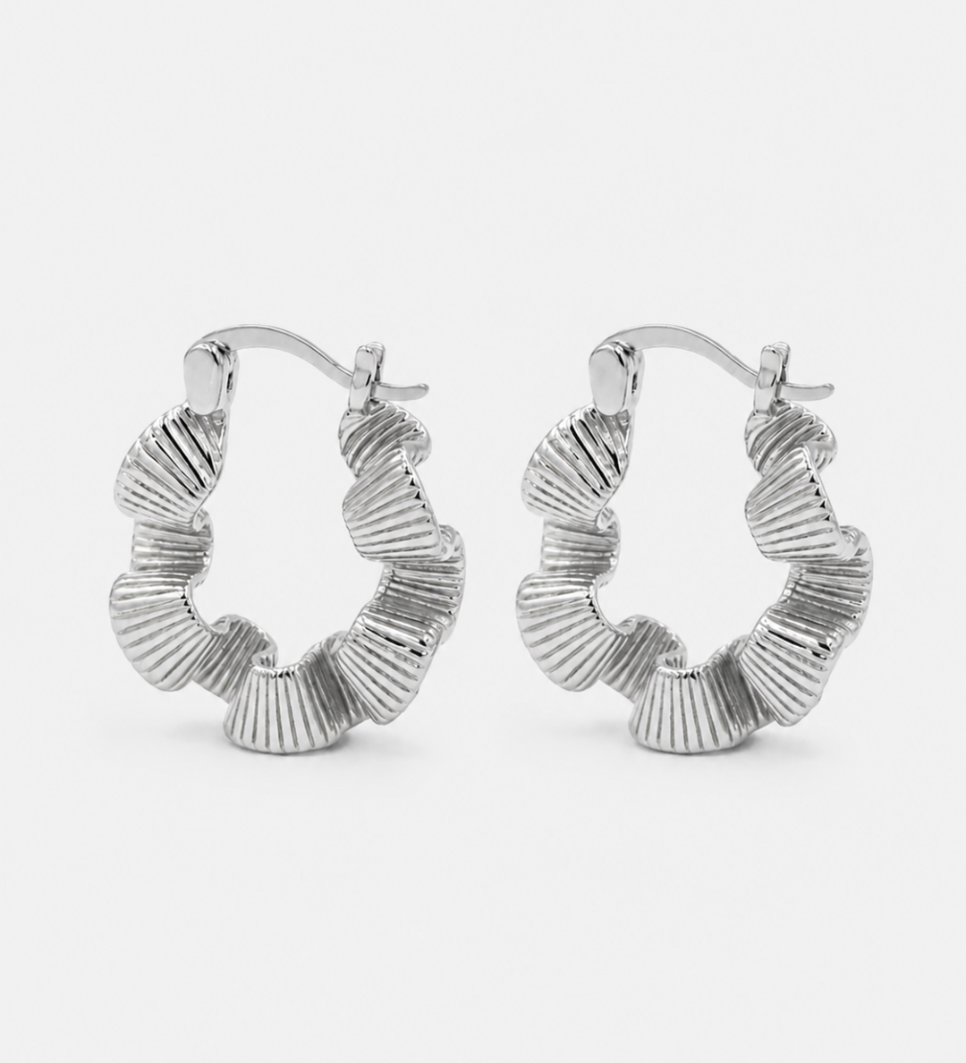 Velvet_Earring_Silver_Pair.png