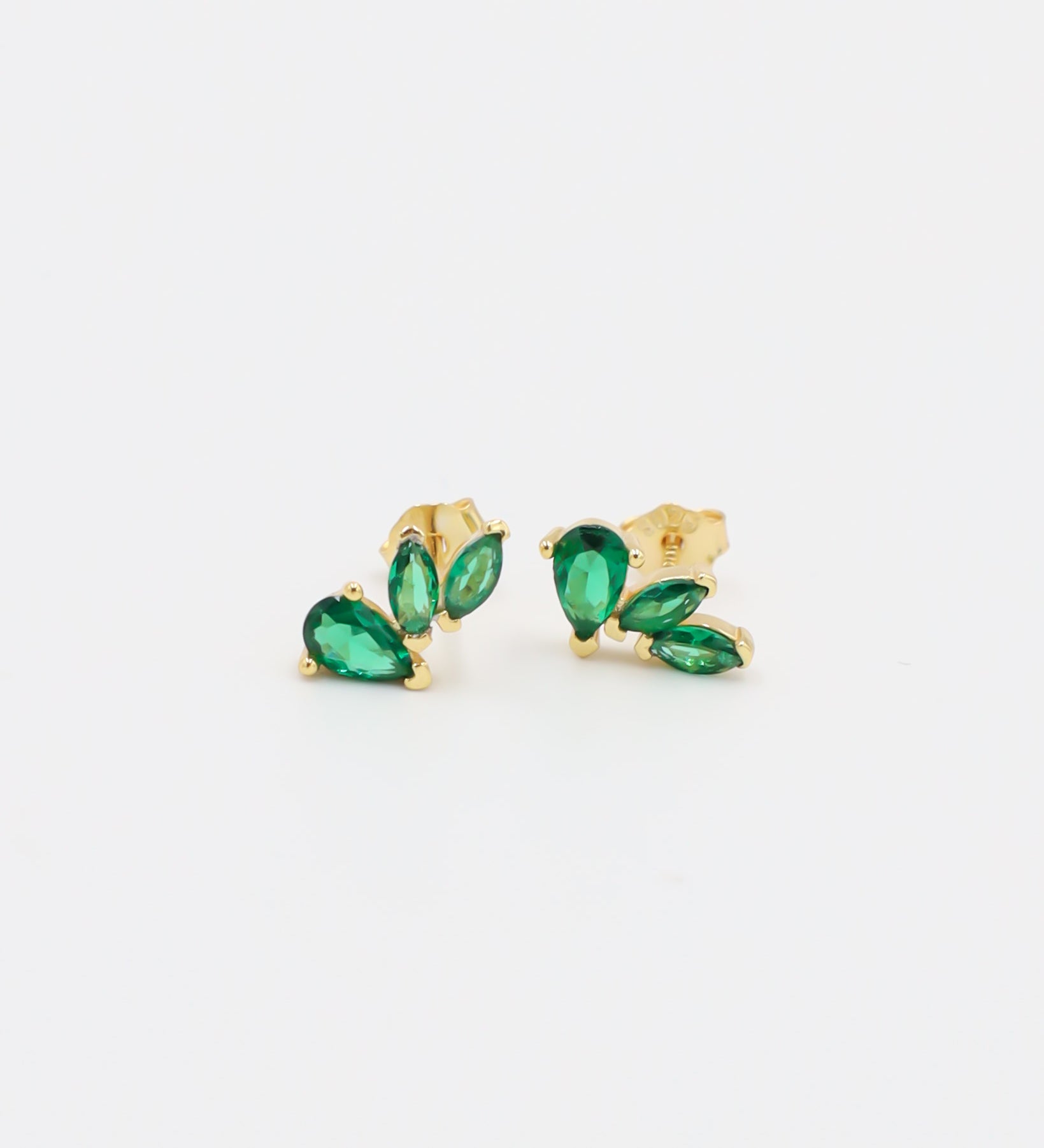 WanaStud_Gold_Pair.jpg