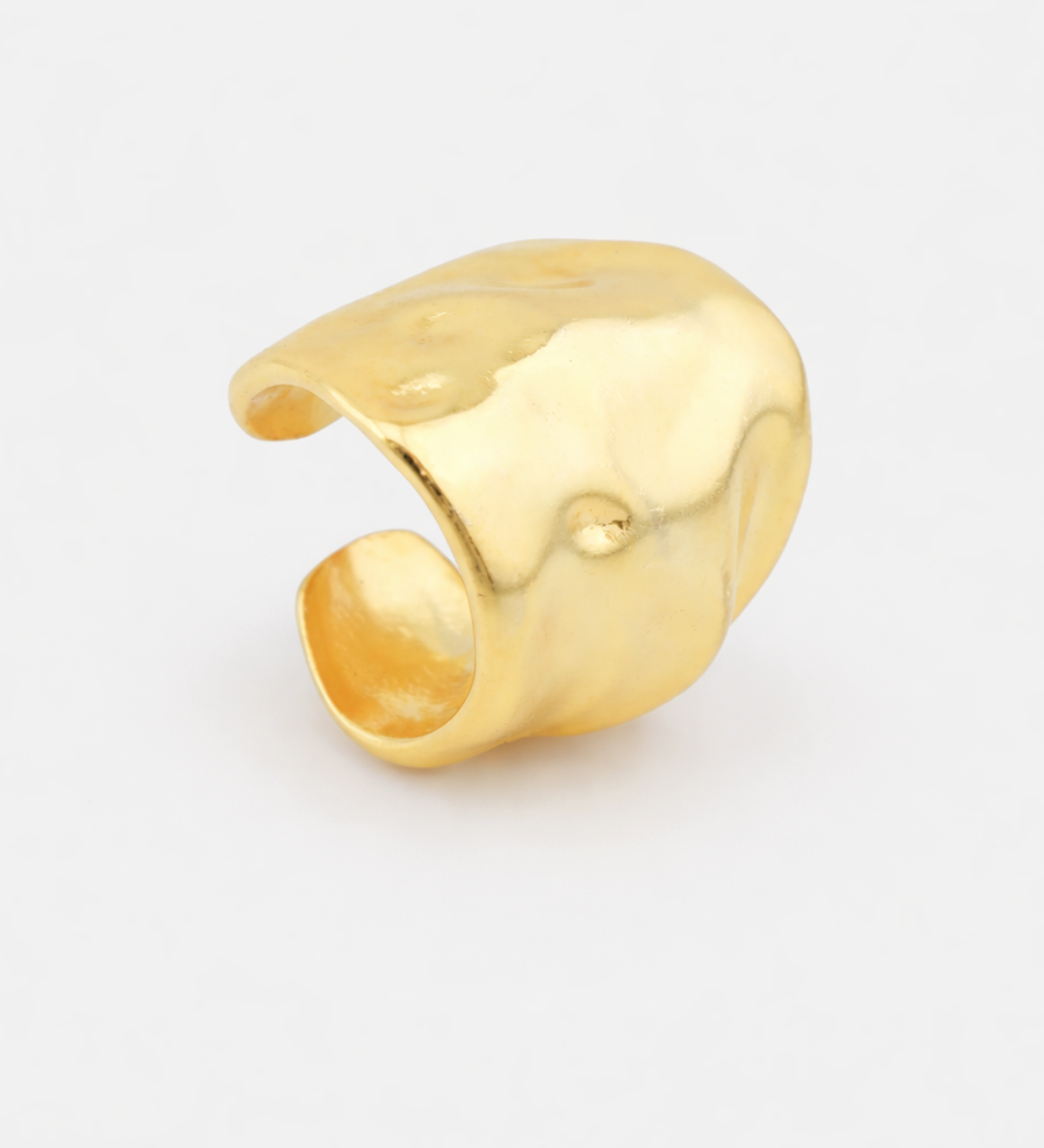 Zane_Earcuff_Gold_1.png