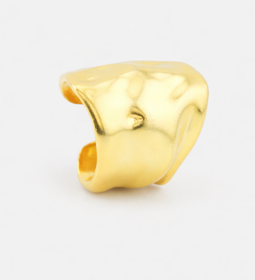 Zane_Earcuff_Gold_2.png