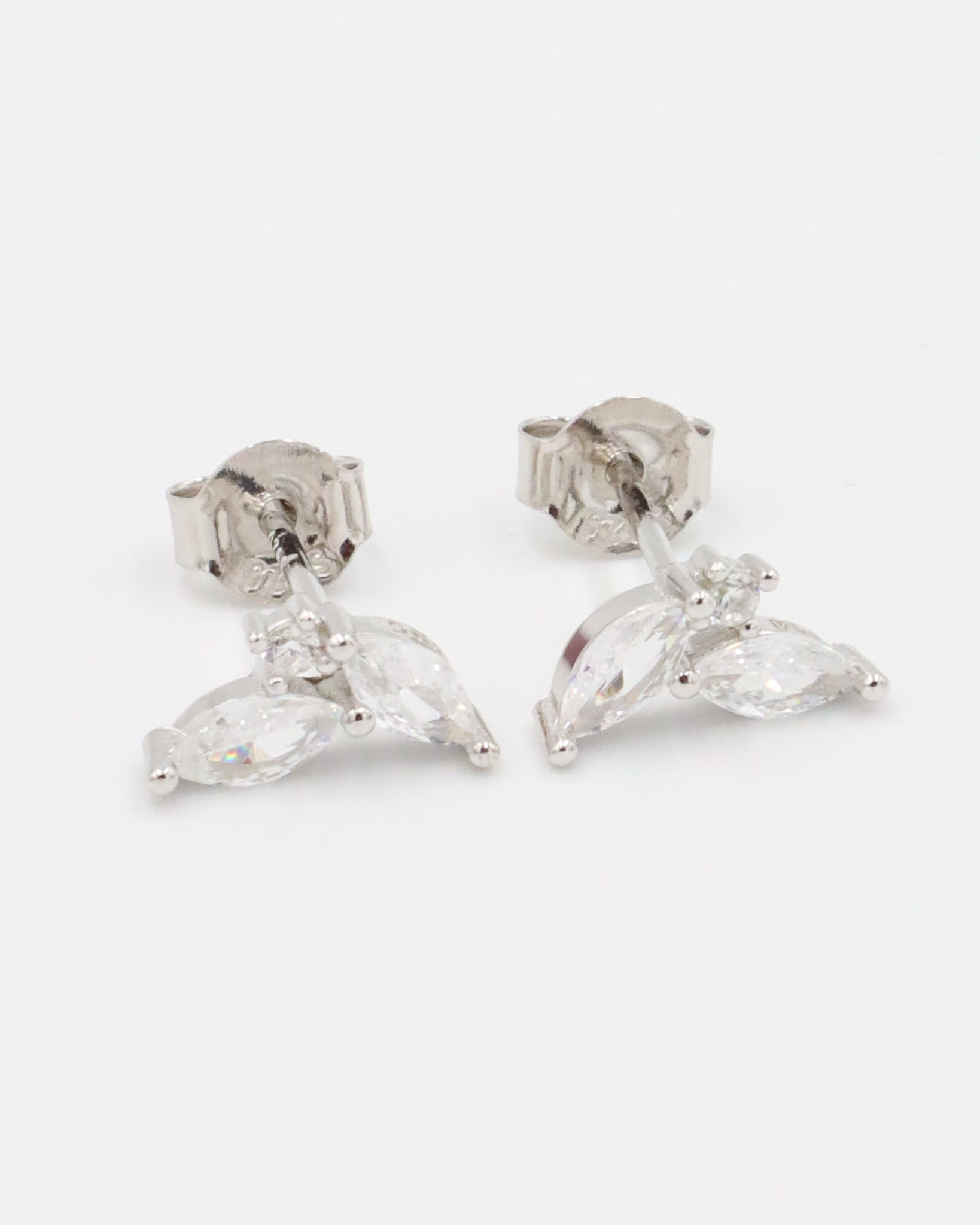 Eliza White Silver pair of earrings in sterling silver featuring marquise-cut white stones